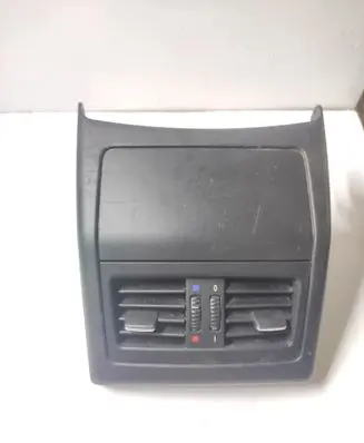 BMW 3 E90 E91 Dash center air vent grill 51167132381 584507