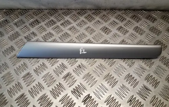 Volkswagen Sharan Front door trim bar 7N086739