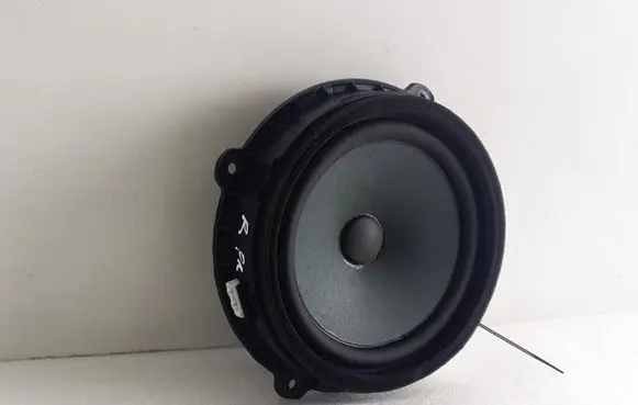 KIA Sportage Front door speaker