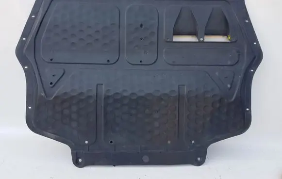 Volkswagen Caddy Engine splash shield/under tray 2K5825453