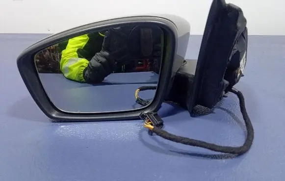 Seat Toledo I (1L) Front door electric wing mirror 5JB857407