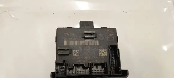 Audi A3 8Y Door control unit/module 5Q0959593L