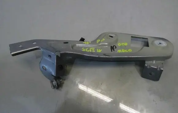 Renault Scenic IV - Grand scenic IV Fender mounting bracket