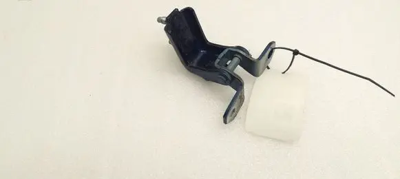 Suzuki SX4 S-Cross Rear door lower hinge 8119
