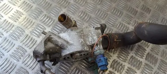 Peugeot Partner Engine coolant pipe/hose 9624839210