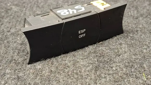 ESP (stability program) switch
