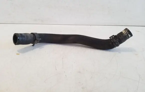 Volkswagen Touareg II Engine coolant pipe/hose