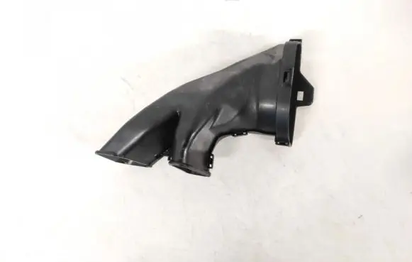 Air intake hose/pipe