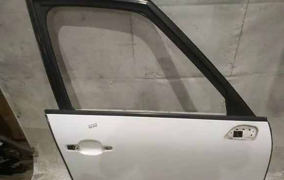 Citroen C4 I Picasso Front door BALTOS
