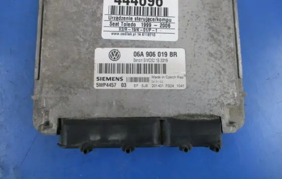 Seat Toledo II (1M) Engine control unit/module ECU 06A906019BR