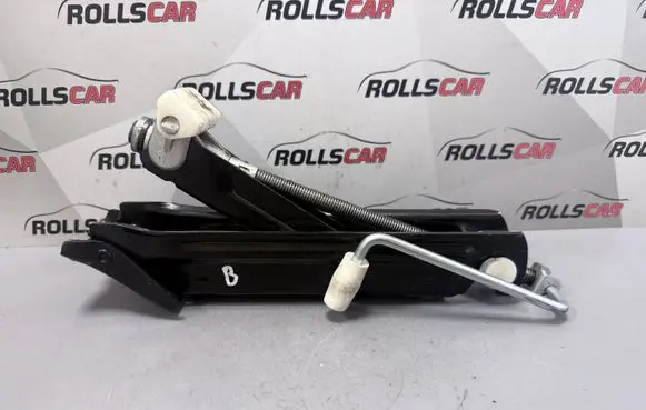 Mercedes-Benz C W203 Lift Jack A2035830415