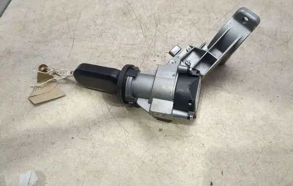 Fiat 500L Ignition lock 00505254280 61137402