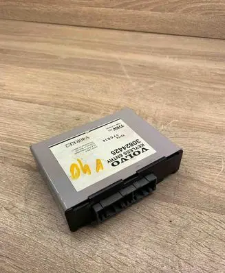 Volvo S40, V40 Door central lock control unit/module 30824425