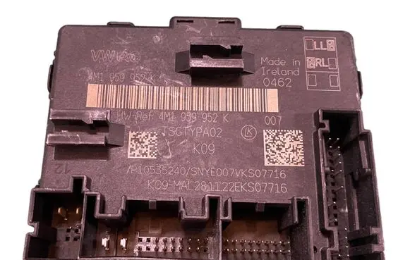 Audi Q7 4M Central body control module 4M1959952K