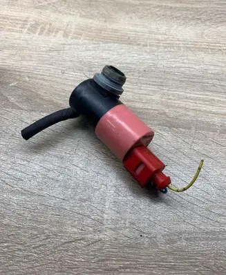 Toyota Yaris Windscreen/windshield washer pump 30358 081229A 448996