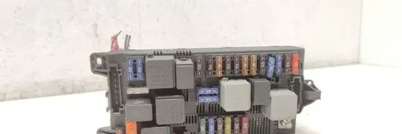 Mercedes-Benz E W211 Fuse module A2115453001 2115453001