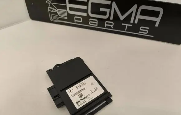 Mercedes-Benz E W212 Distronic sensor radar A2129003100 A0375453432 A2129023600