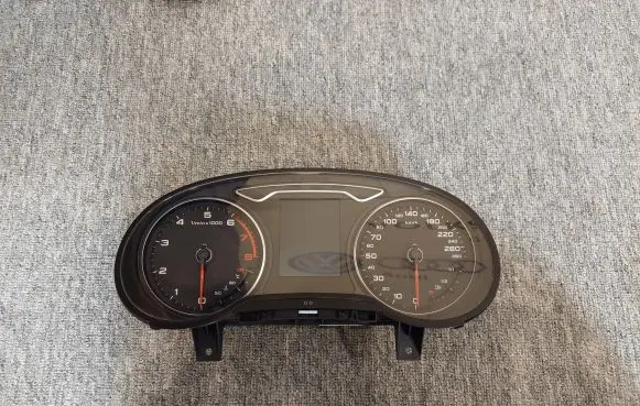 Audi A3 S3 8V Speedometer (instrument cluster) 8V0920870A VDD0241607 1255010070