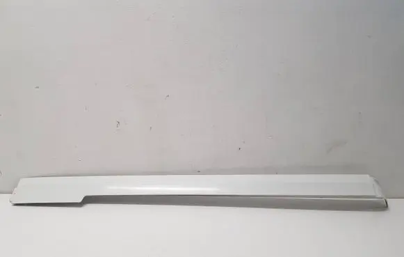 Mercedes-Benz Vito Viano W447 Sliding door rail trim A4476000370