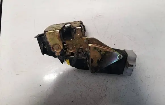 Mitsubishi Space Star Front door lock 