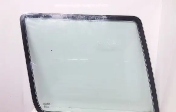 Land Rover Discovery Rear side window
