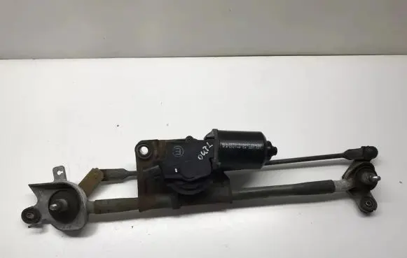 Mitsubishi Outlander Front wiper linkage and motor MN126544 159200 592007170