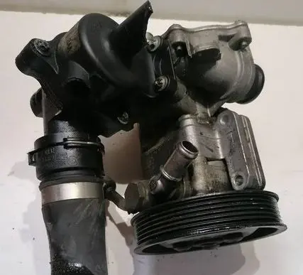 BMW 3 E90 E91 Thermostat/thermostat housing 7574121