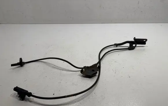 Toyota Auris E180 ABS brake wheel speed sensor 0265007805