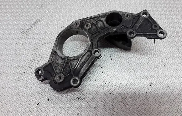 Mercedes-Benz C W203 other engine part A6110160006