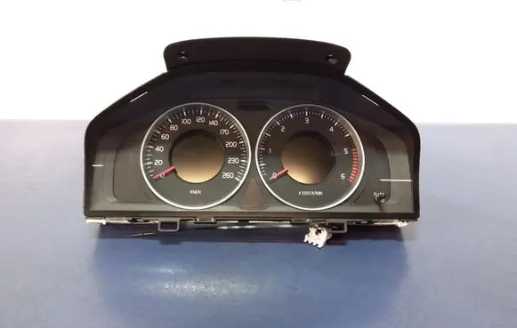 Volvo V60 Speedometer (instrument cluster) 31343323AA