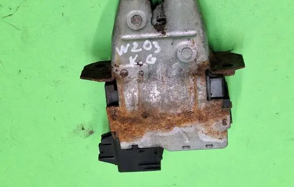 Mercedes-Benz C W203 Loading door lock 