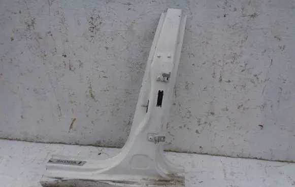 Skoda Fabia Mk3 (NJ) Pillar (middle)