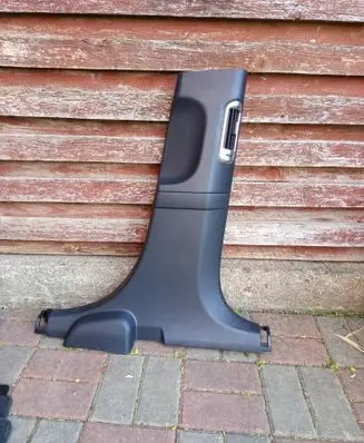 Hyundai Ioniq 5 (B) pillar trim (bottom) 85846G1100 1809M2MM00