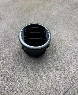 Nissan 370Z Dashboard side air vent grill/cover trim 6875085F00