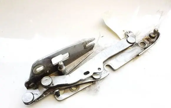 Audi A6 S6 C6 4F Engine bonnet/hood hinges 07S52669
