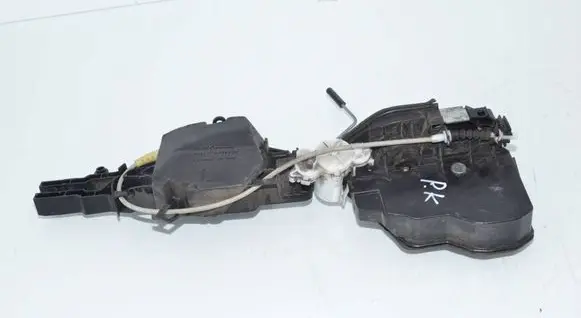 BMW X3 F25 Front door lock 7318411 51217318411 7202149
