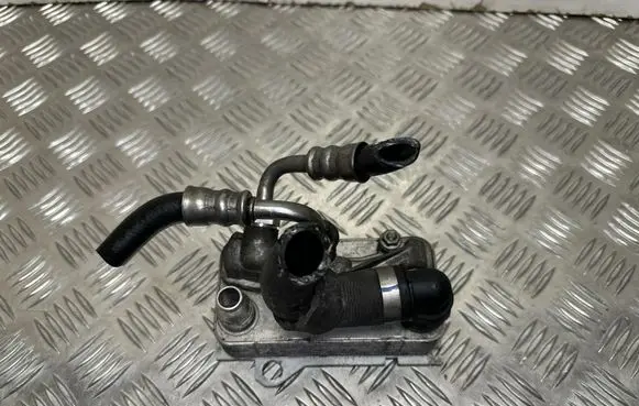 Mercedes-Benz C AMG W205 Gearbox / Transmission oil cooler A0995002500