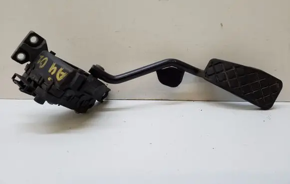 Audi A4 S4 B6 8E 8H Accelerator throttle pedal 8E2721523 6PV007770