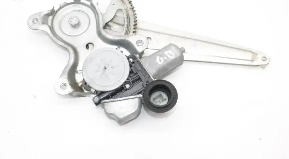 Lexus CT 200H Rear window lifting mechanism without motor 8572060300
