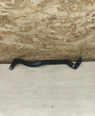 Porsche Cayenne (9Y0 9Y3) Engine coolant pipe/hose 4M1819337