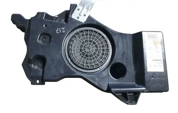 Audi A3 S3 8P Subwoofer speaker 8P4035382B