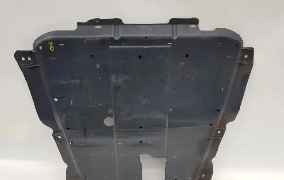 Dacia Sandero Engine splash shield/under tray 758908449R