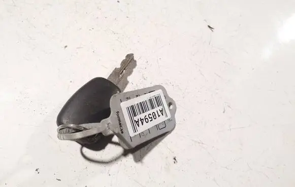 Renault Kangoo I Ignition key/card 
