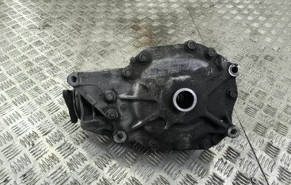 BMW X5 E70 Front differential 2004249 AAA380