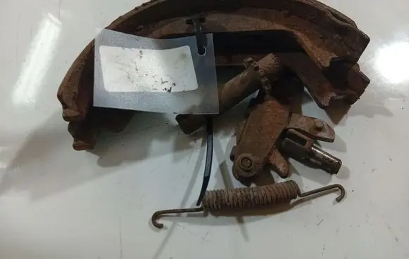 Volvo S70 V70 V70 XC Handbrake/parking brake pads 