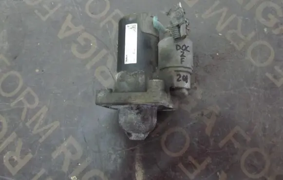 Peugeot 208 Starter motor 9807545980 6B50135AA