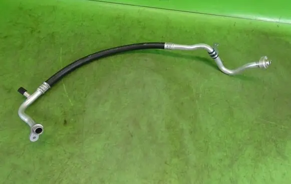 Infiniti Q30 Air conditioning (A/C) pipe/hose 924805DB4A