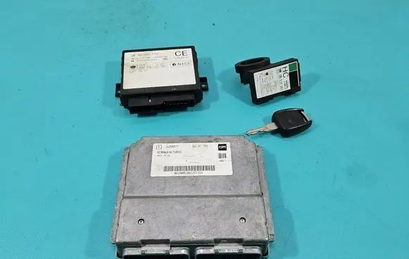 Opel Astra G Engine control unit/module ECU 16268377 IMPRK1509535