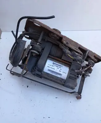 Volvo XC90 Air suspension compressor/pump 15155000872 RV02Q01 160217