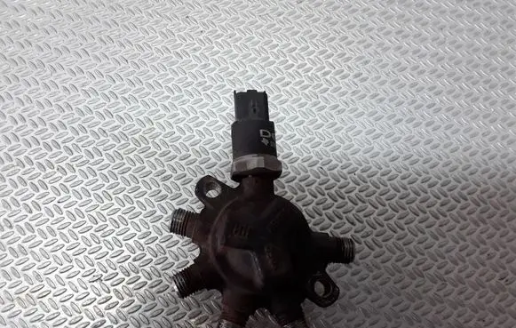 Renault Kangoo I Fuel main line pipe
